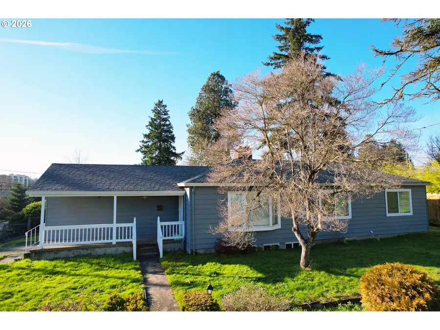 8647 NE Schuyler St, Portland, OR 97220 - Image #2