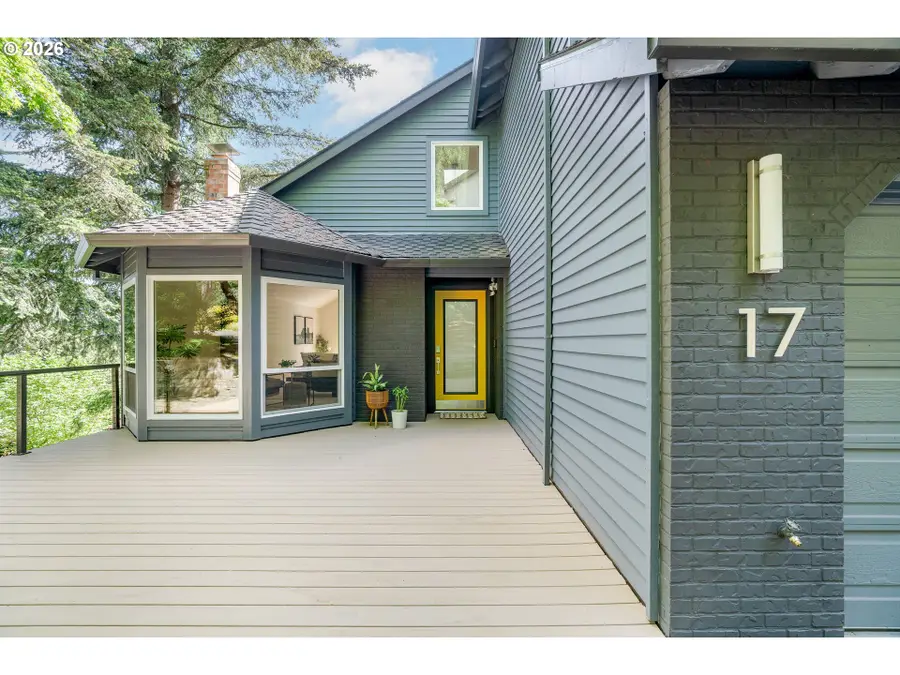 17 Grouse Ter, Lake Oswego, OR 97035 - #2