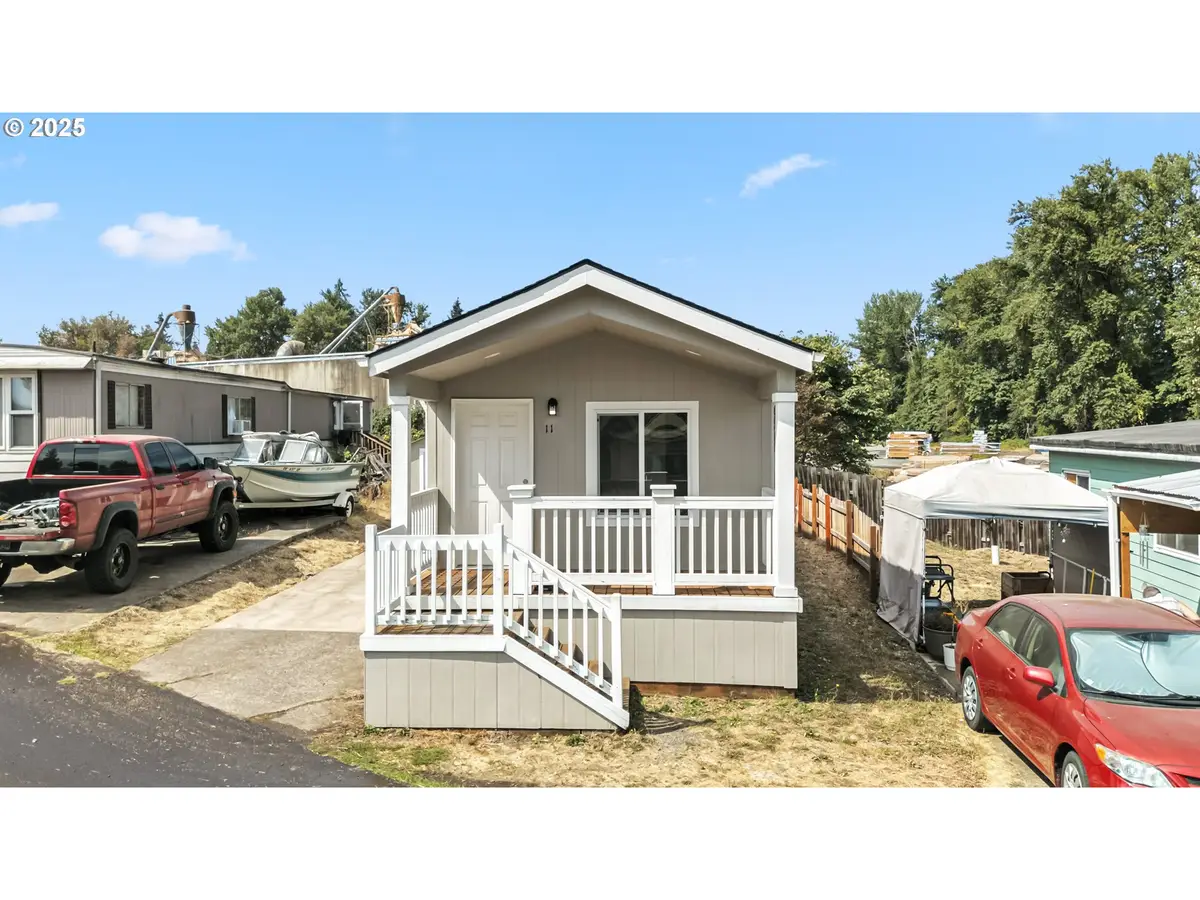 1530 Tamarack St #11, Sweet Home, OR 97386 - Image #1
