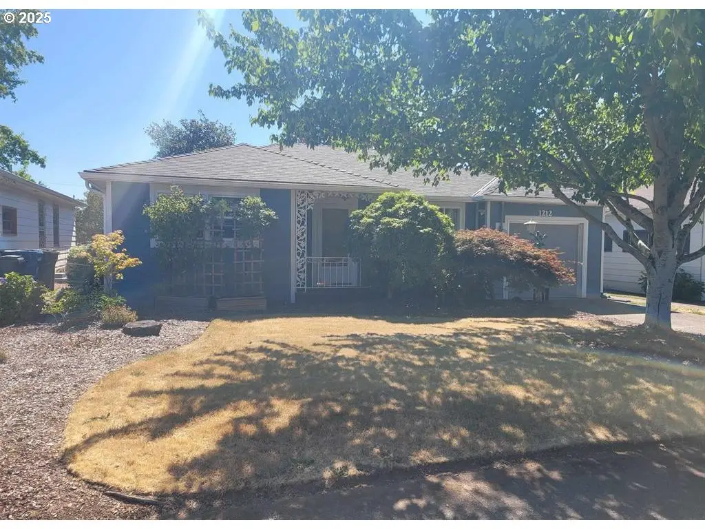 1212 23rd St, Salem, OR 97301 - Image #1