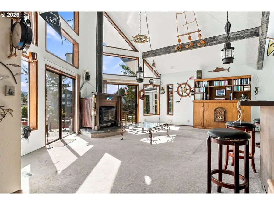 9160 Keys Pl, Gleneden Beach, OR 97388 - #3