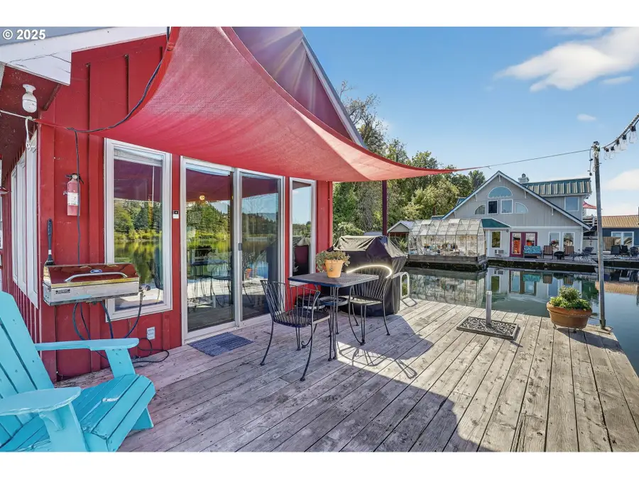 901 S Mcloughlin Blvd #A, Oregon City, OR 97045 - Image #2