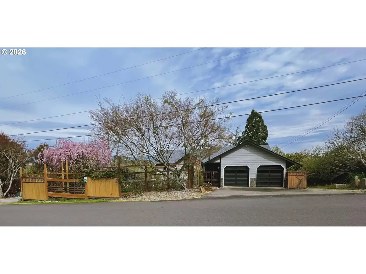 1945 Sunrise Blvd, Eugene, OR 97405 - #1