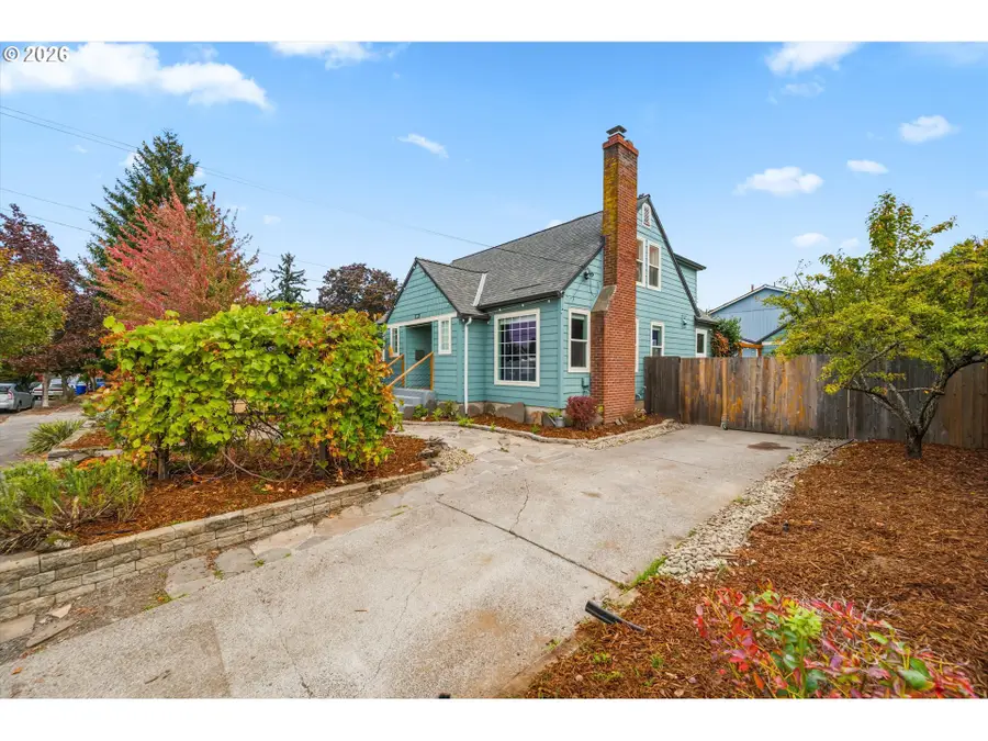 4004 SE 51st Ave, Portland, OR 97206 - #2