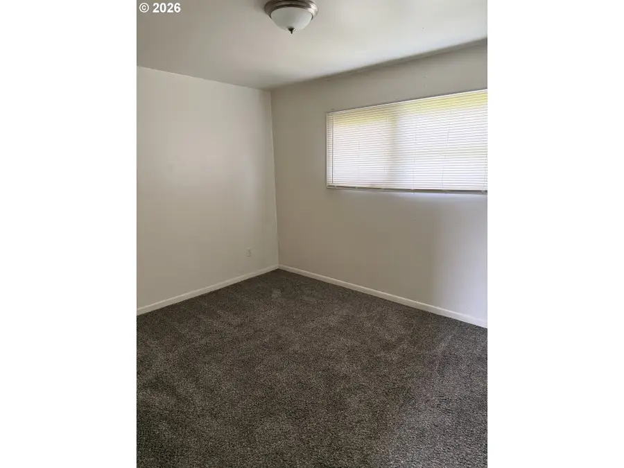 282 Colorado St, Longview, WA 98632 - #3