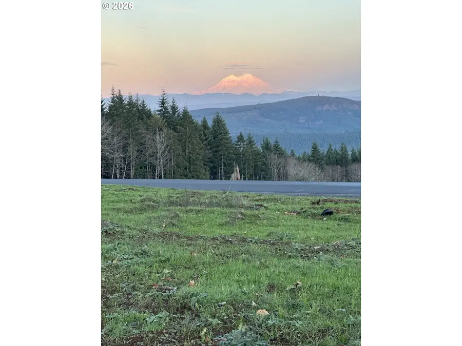 216 Suncrest Dr #3, Castle Rock, WA 98611 - Image #2