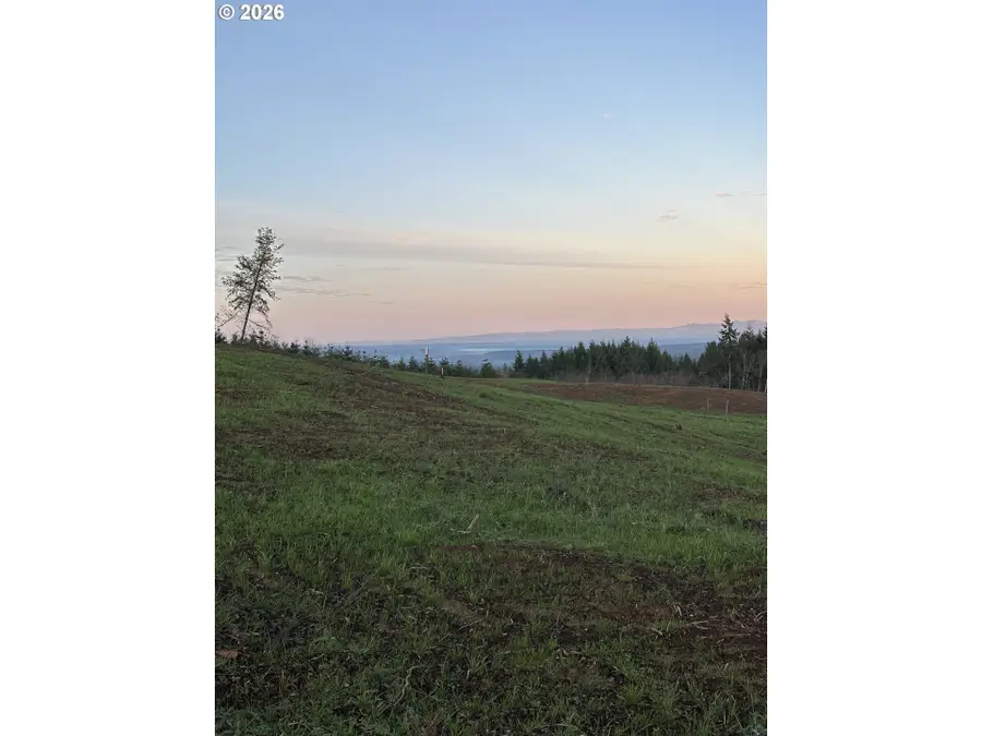 216 Suncrest Dr #3, Castle Rock, WA 98611 - Image #3