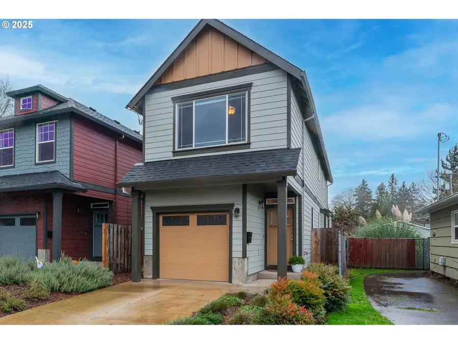 8981 N Drummond Ave, Portland, OR 97217 - Image #2