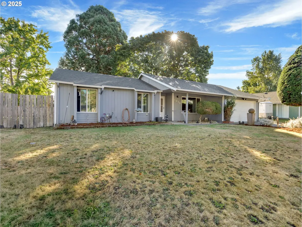 1816 NE Elliott Pl, Gresham, OR 97030 - Image #1