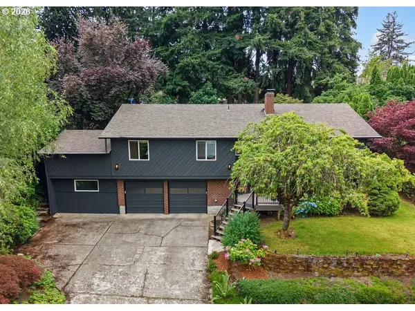1305 NW Chikeric St, Vancouver, WA 98665