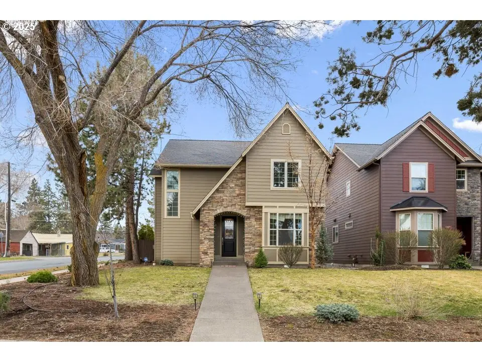 109 SW Taft Ave, Bend, OR 97702 - Image #1