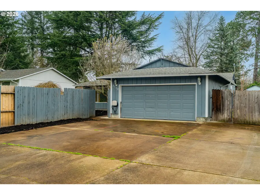 2160 SE 135th Ave, Portland, OR 97233 - #2
