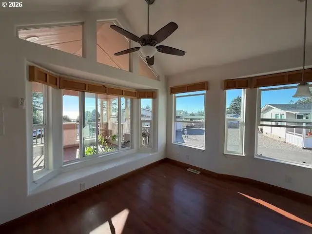 16252 Tolman Ln #16, Brookings, OR 97415 - #3