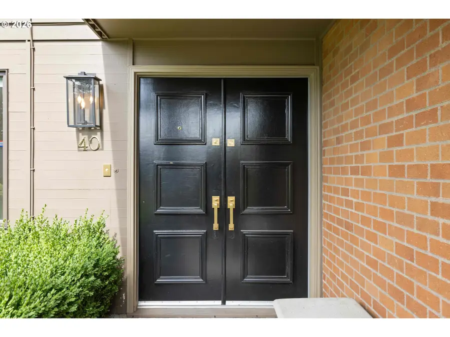 40 Condolea Ct, Lake Oswego, OR 97035 - #2