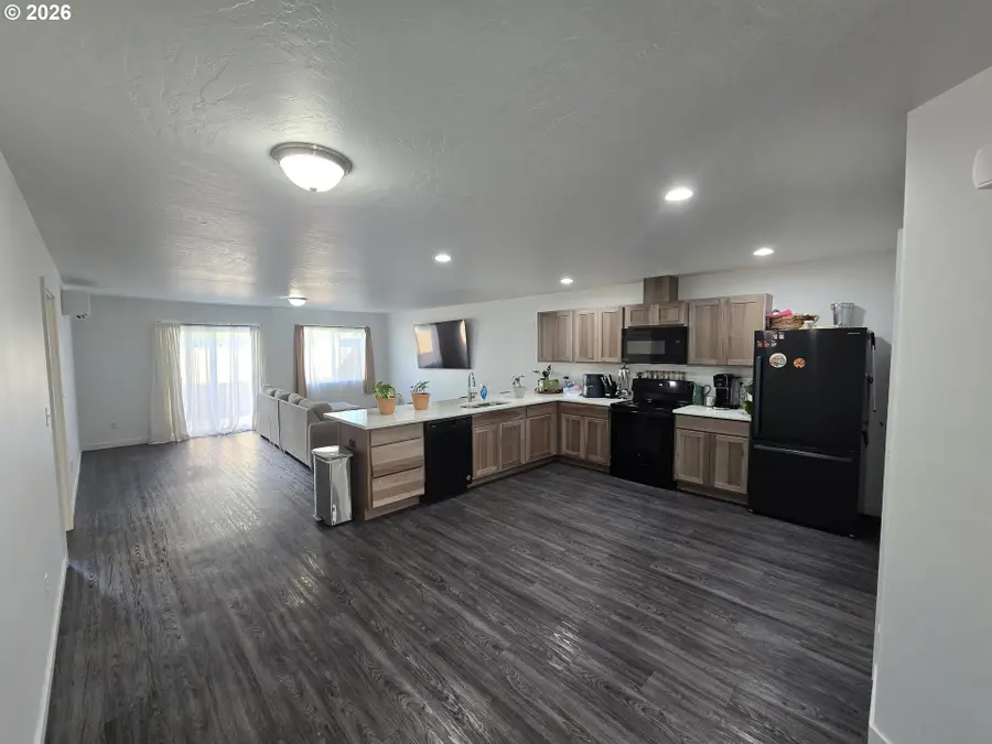 277 Merrick Ave, Umatilla, OR 97882 - #3