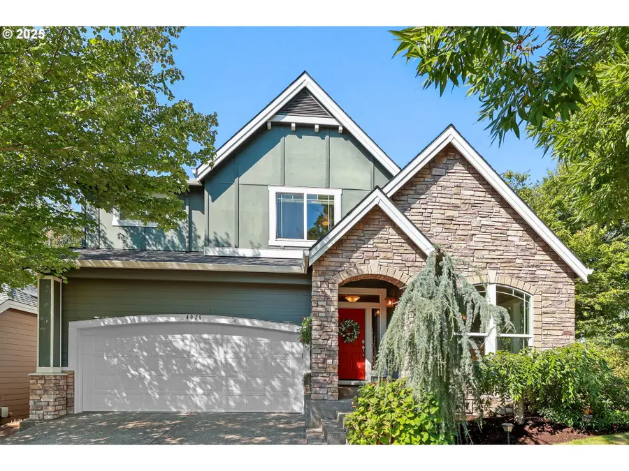 4925 E Masters Dr, Newberg, OR 97132 - Image #2