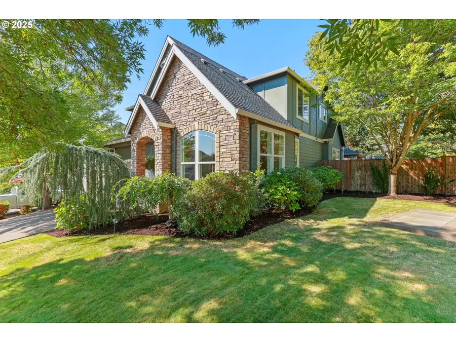 4925 E Masters Dr, Newberg, OR 97132 - Image #3