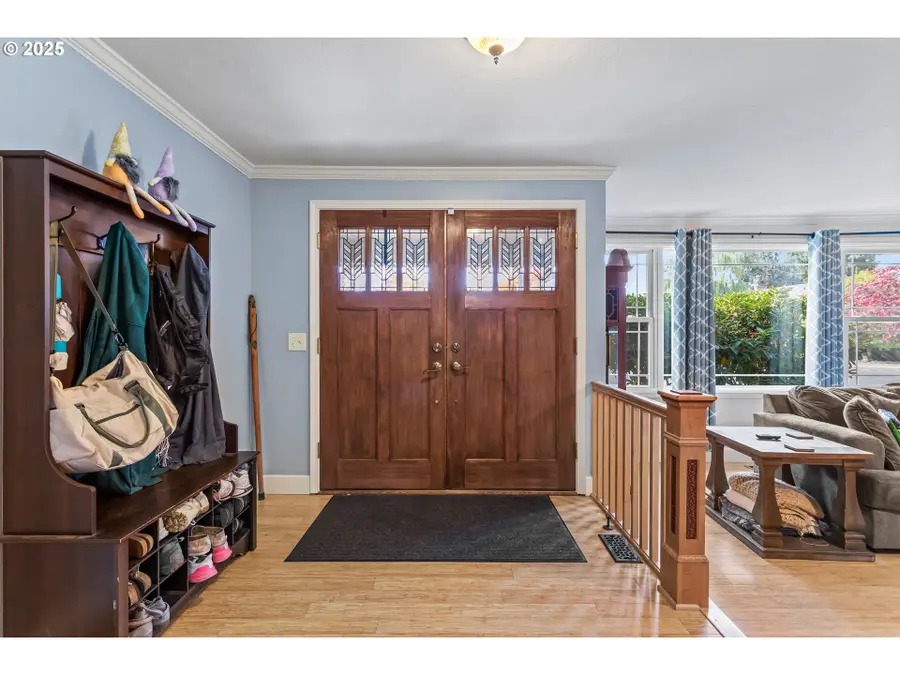 2645 Chuckanut St, Eugene, OR 97408 - Image #2