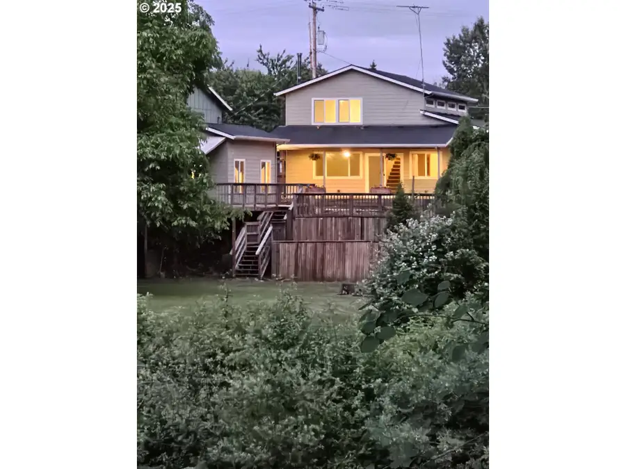 617 SW Monroe St, Sheridan, OR 97378 - Image #3