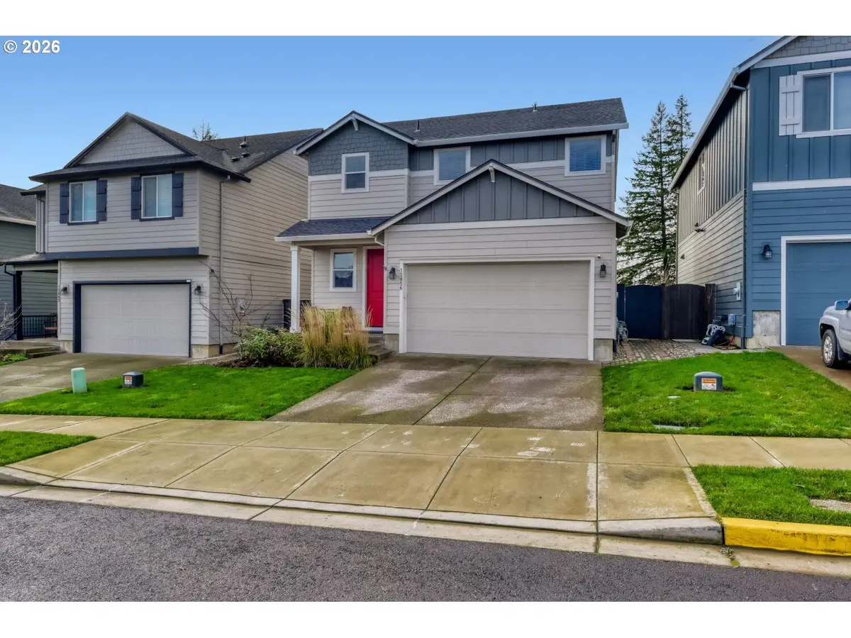 12056 SE Punch Bowl Falls Ct, Happy Valley, OR 97086 - Image #1