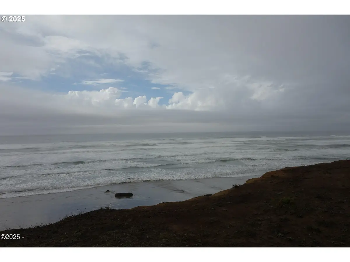 50009 Blackberry, Seal Rock, OR 97376 - Image #1