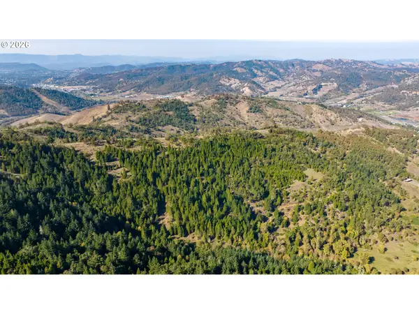 Buckhorn Rd, Roseburg, OR 97470