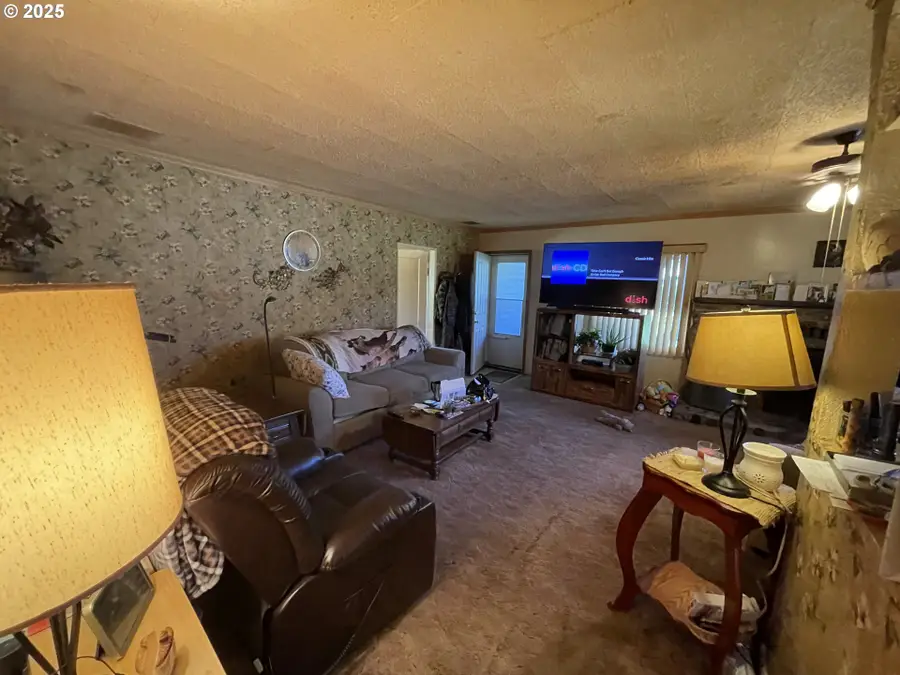 440 W Riverside St, Heppner, OR 97836 - Image #2