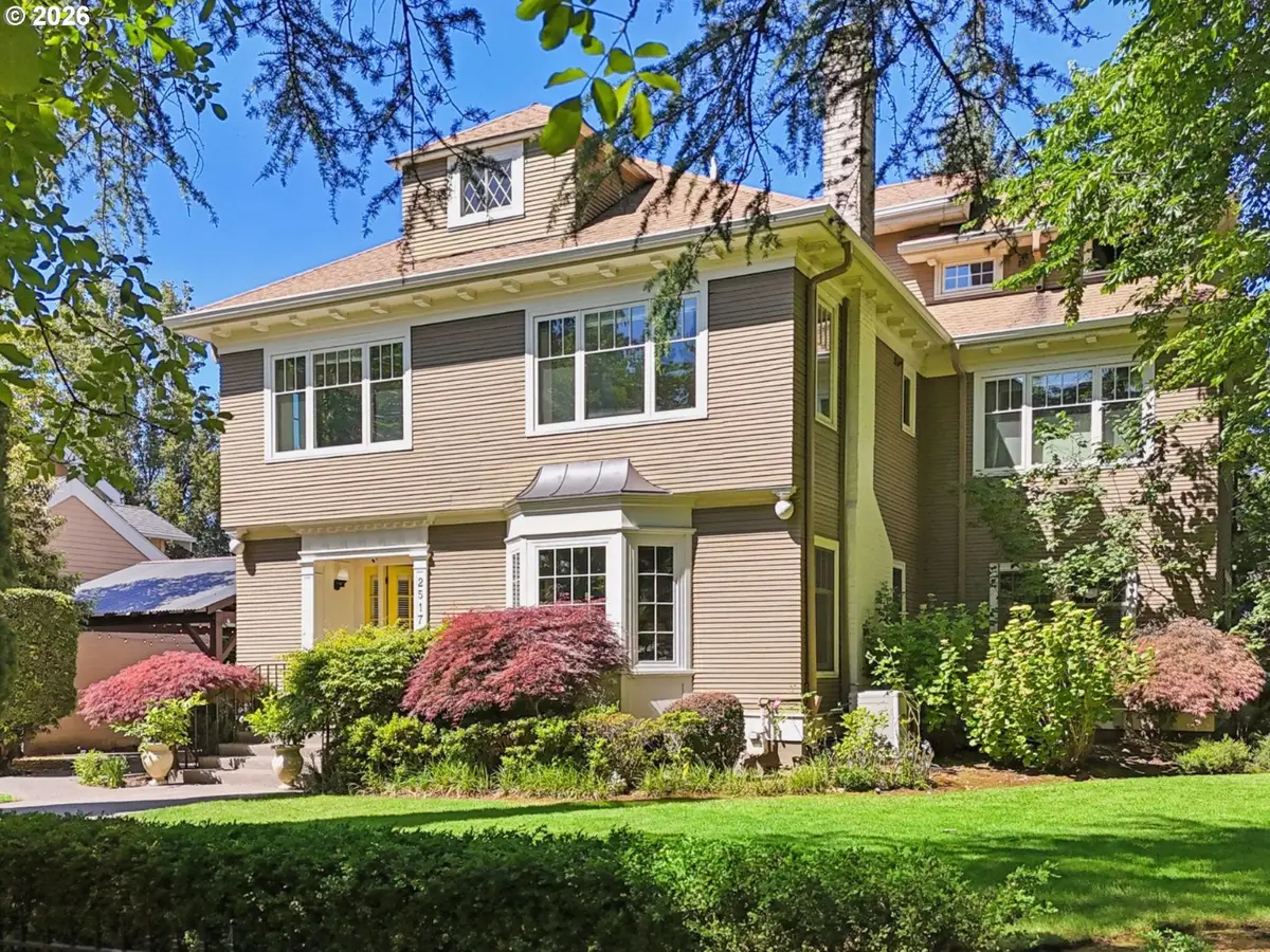 2517 NE Hamblet St, Portland, OR 97212 - #1