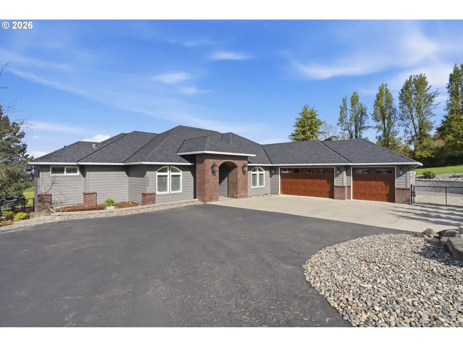 19810 NW 61st Ave, Ridgefield, WA 98642 - #2