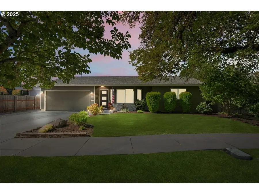 2108 D St, Forest Grove, OR 97116 - Image #2