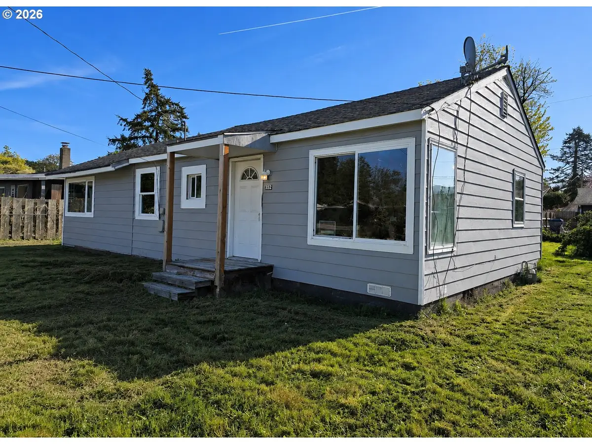 932 SW Swift Ave, Mill City, OR 97360 - #1