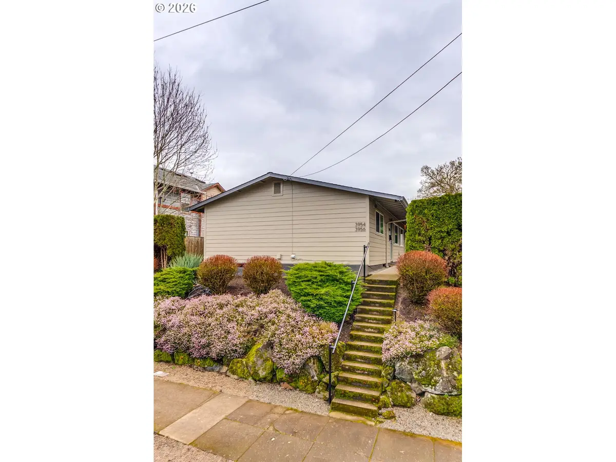 3954 N Borthwick Ave, Portland, OR 97227 - #1