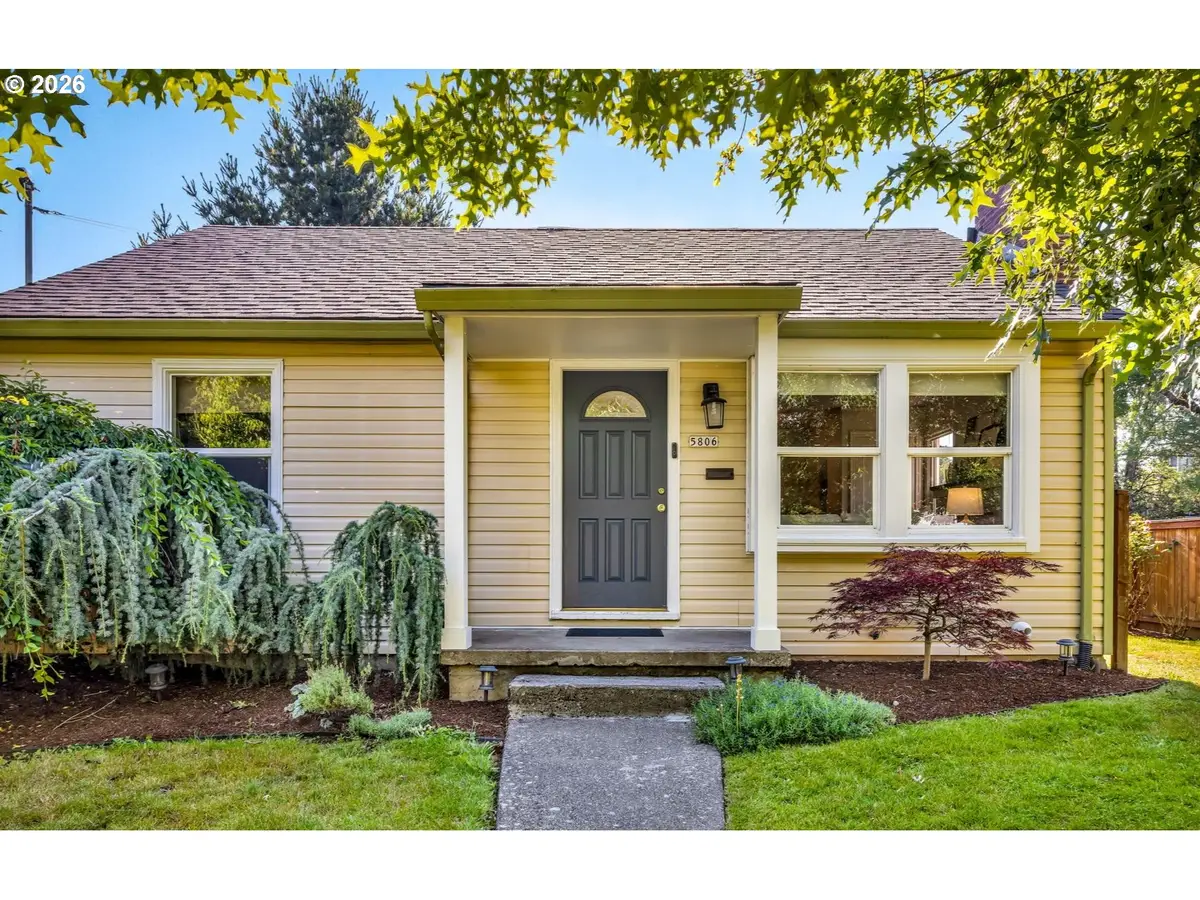 5806 NE 32nd Pl, Portland, OR 97211 - #1