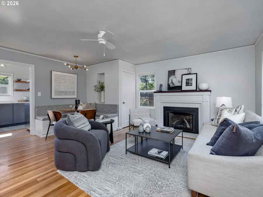 5806 NE 32nd Pl, Portland, OR 97211 - #3