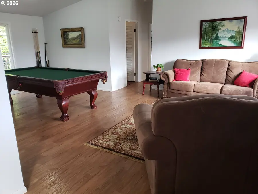 86413 Croft Lake Ln, Bandon, OR 97411 - #3