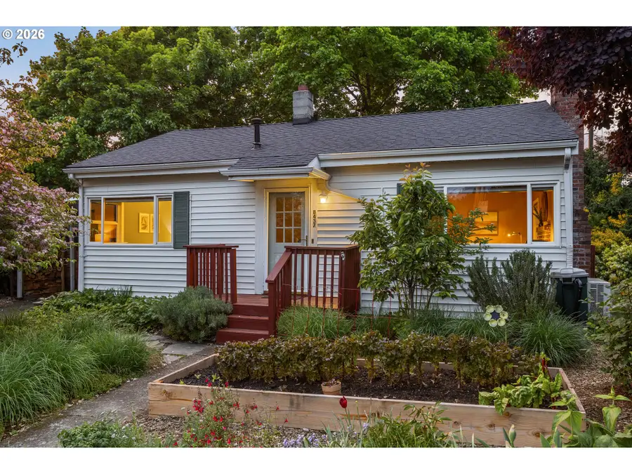 8437 NE Going Pl, Portland, OR 97220 - #2