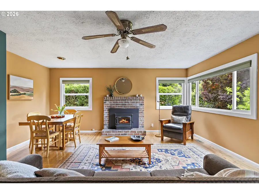 8437 NE Going Pl, Portland, OR 97220 - #3