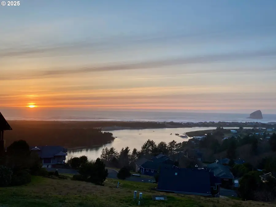 7835 Brooten Mountain Loop, Pacific City, OR 97135 - #3