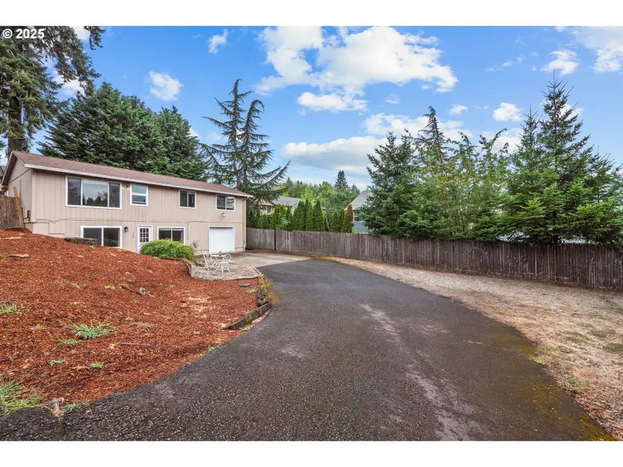 7480 SW Taylors Ferry Rd, Tigard, OR 97223 - #2