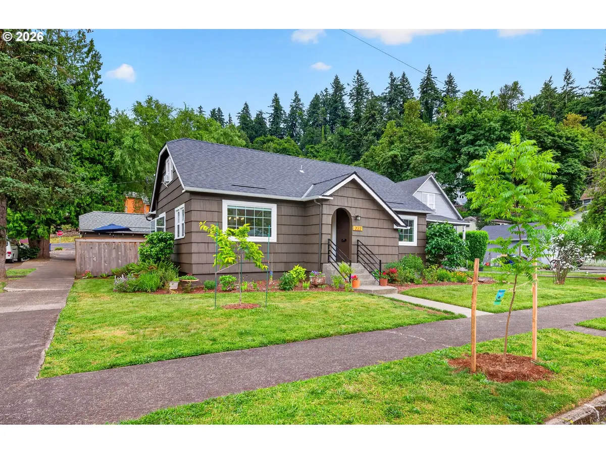 222 Jefferson St, Oregon City, OR 97045 - #1