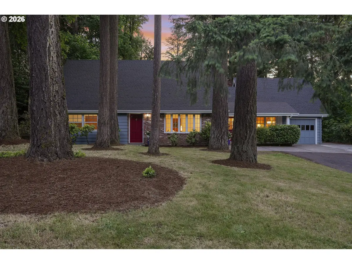 628 S Palatine Hill Rd, Portland, OR 97219 - #1