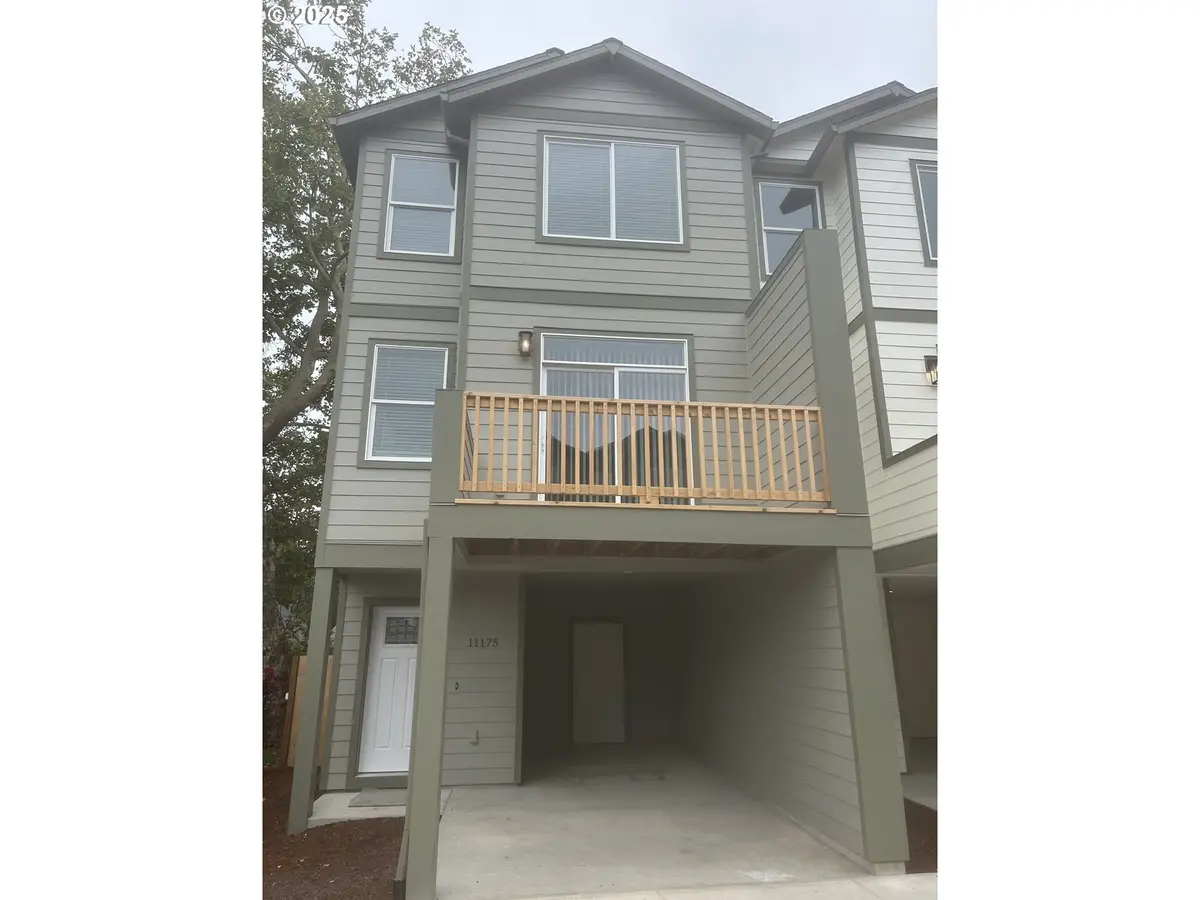 11175 SE Stark St, Portland, OR 97216 - Image #1