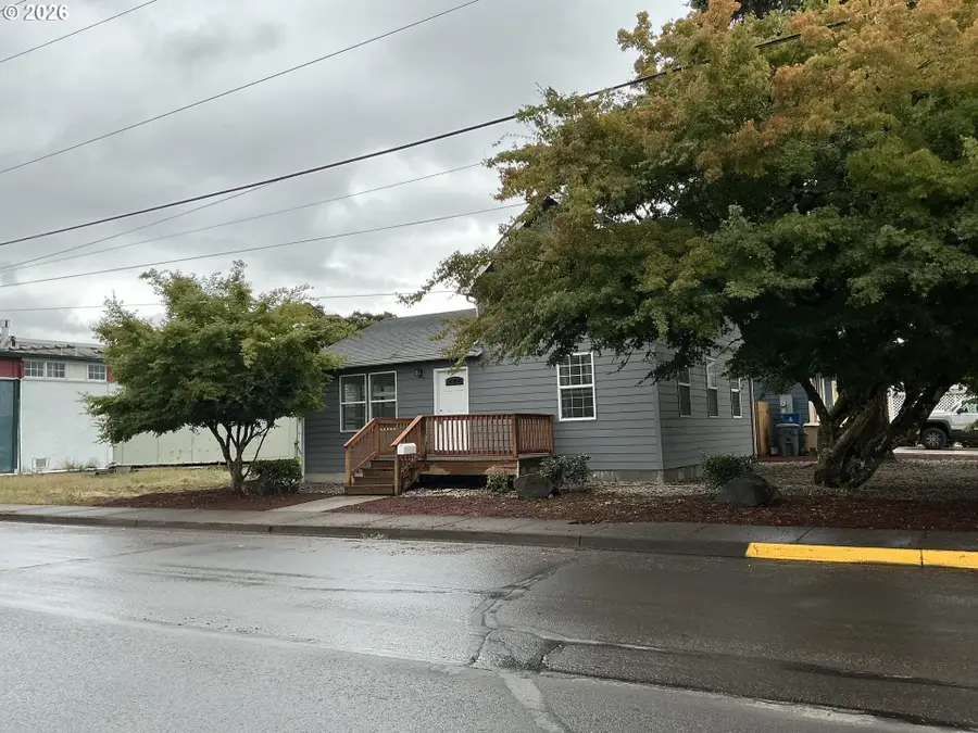 908 Water Ave, Albany, OR 97321 - #2