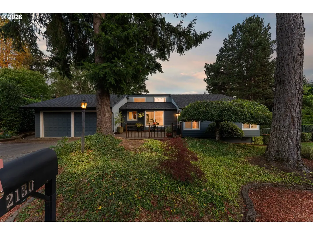 2130 SW Marigold St, Portland, OR 97219 - #1