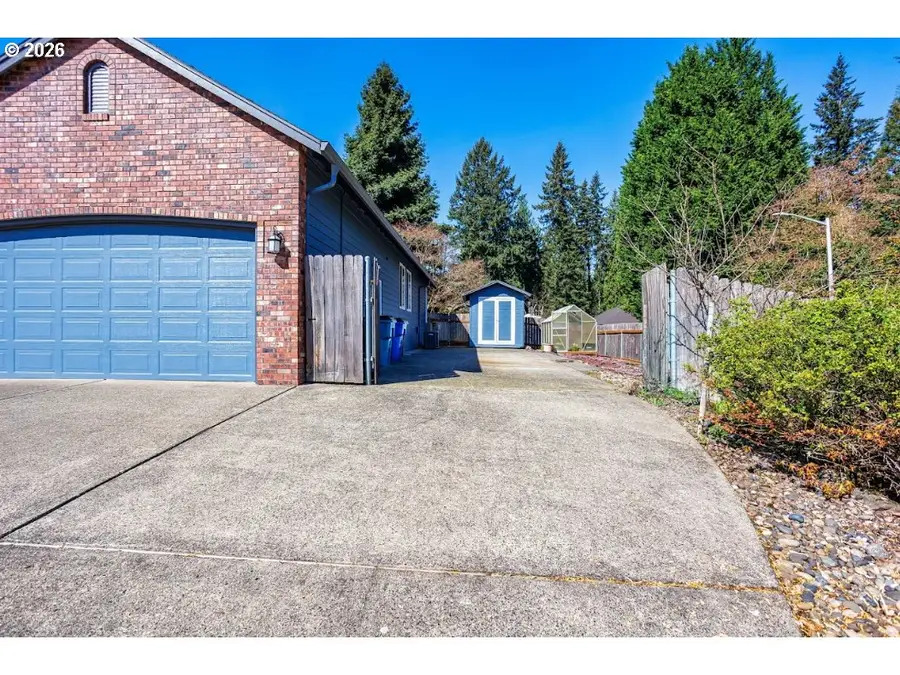 2115 S 26th Ave, Ridgefield, WA 98642 - #3