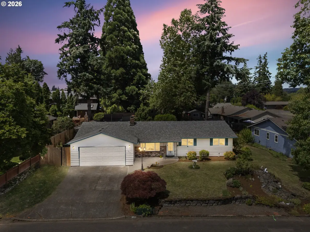 1040 NE 12th Pl, Canby, OR 97013 - #1
