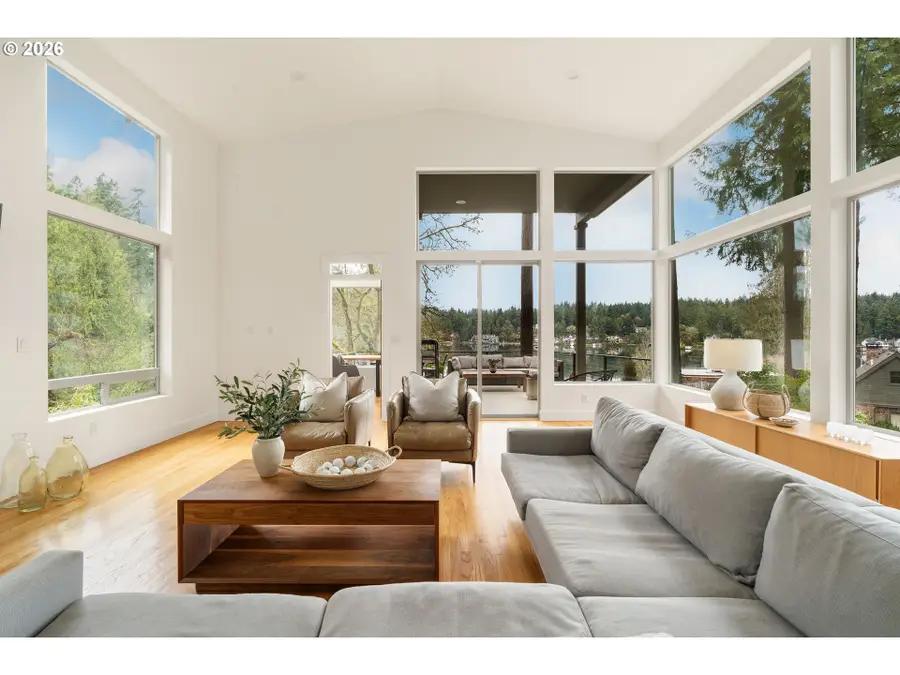 1666 Lake Front Rd, Lake Oswego, OR 97034 - #2