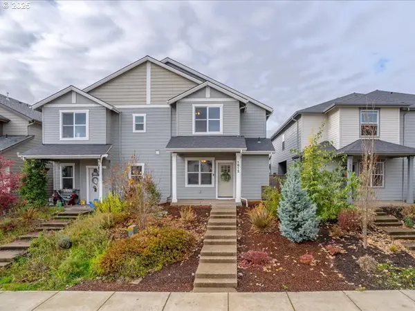 1612 SE Barberry Ave, Dallas, OR 97338