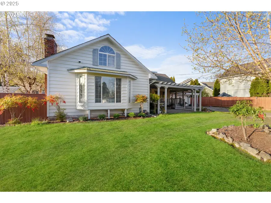 15095 SW Weir Rd, Beaverton, OR 97007 - Image #2