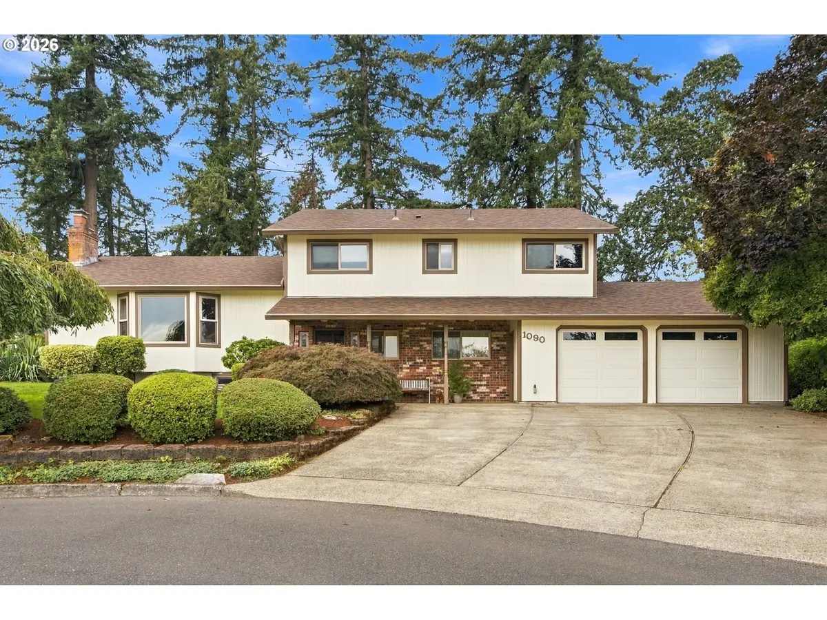1090 NW 13th Ave, Canby, OR 97013 - #1